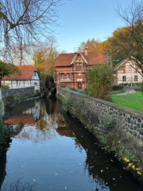 Wassermühle in einer Gesamtansicht