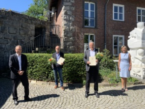 Bürgermeister Michael Heidinger, Michael Ahls, Lothar Muschik und Christa Jahnke-Horstmann am 31.07.2020