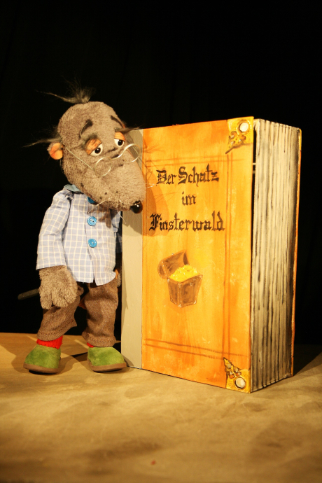Figur Ratte mit Buch